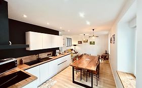 Appartement plein centre ville avec wifi et PARKING privé